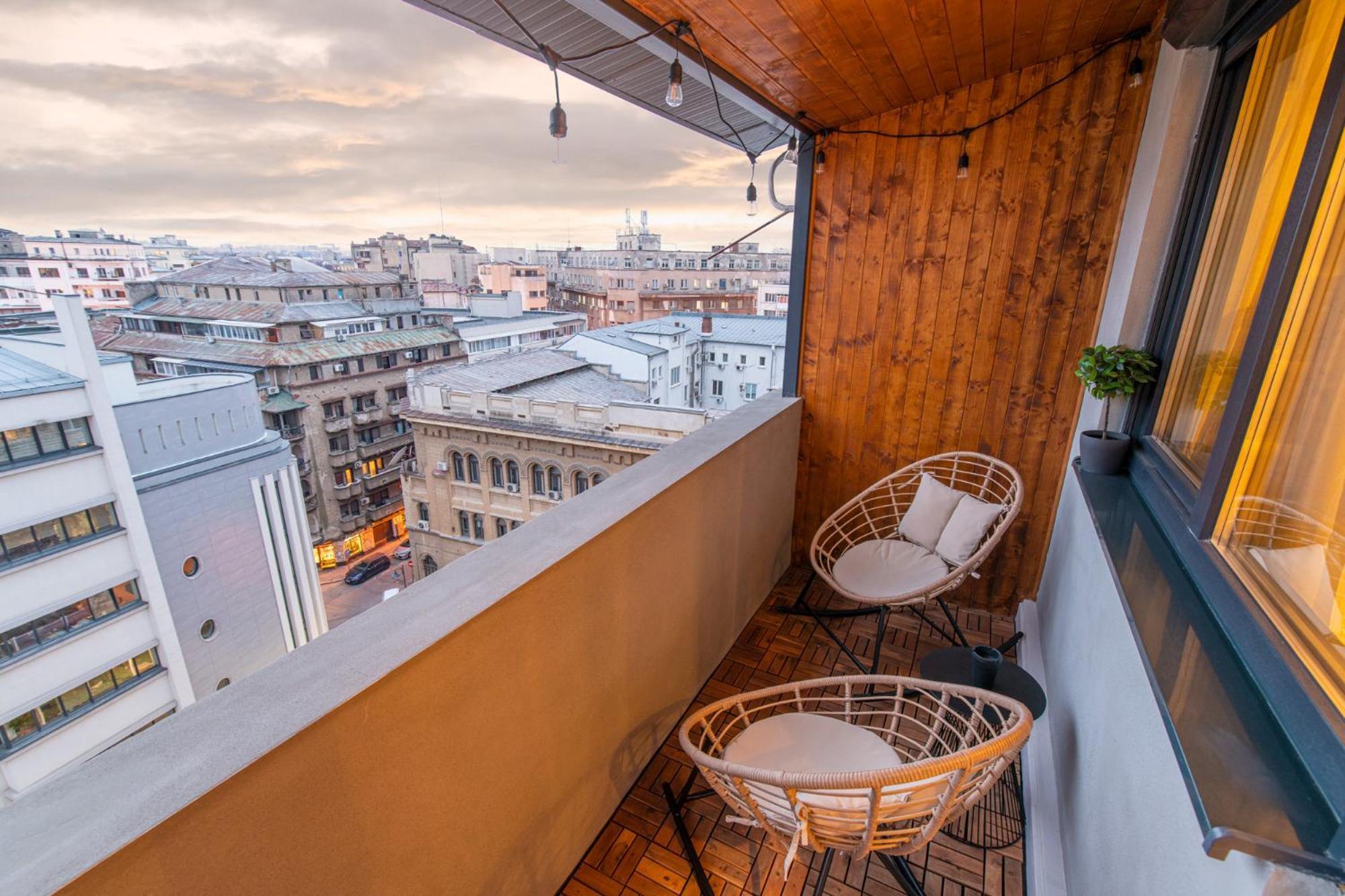 Bumblebee With Cozy Balcony Near Victoriei Avenue 公寓 *